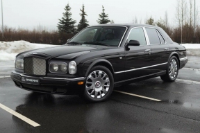 The license plates on Maxim Galkin's Bentley, which was sold, cost twice as much as the car itself.