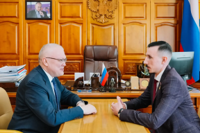 Губернатор Кировской области Александр Соколов обсудил с Героем России Андреем Митяшиным патриотическое воспитании молодежи и поддержку участников СВО