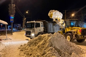 Мэр Сергей Надсадин: С улиц Южно-Сахалинска за прошедшие сутки вывезли 35 тысяч кубометров снега
