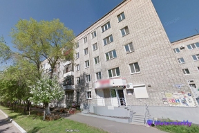 «Мы всем домом задыхаемся»: жильцы на Гамарника в Комсомольске тонут в стоках с начала сентября