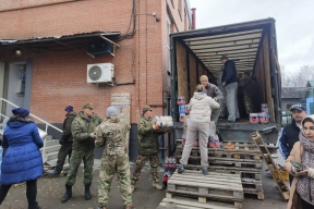 Из Новосибирска при содействии горсовета отправили две фуры с грузом для бойцов СВО
