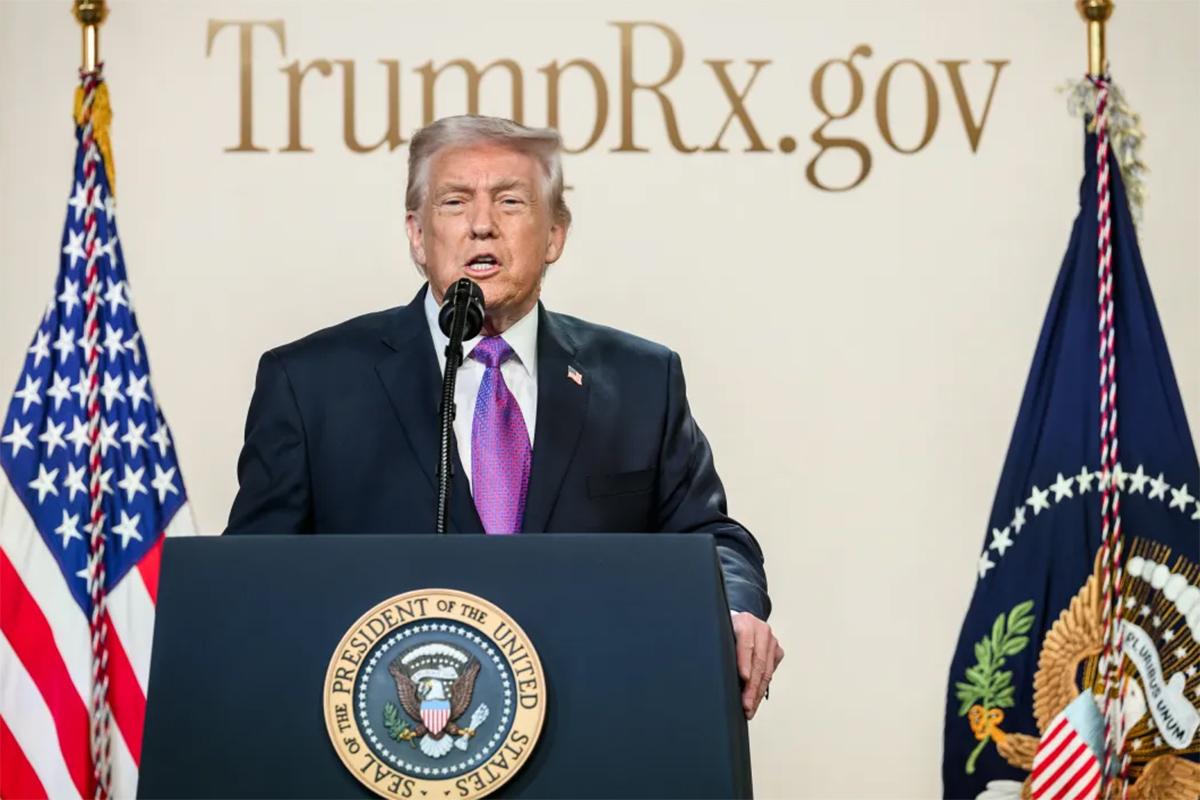 Политолог: разговор с Путиным нужен Трампу перед выборами в Конгресс