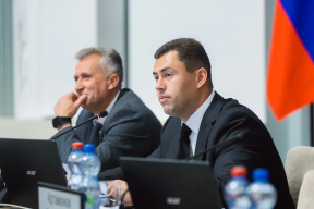 Спикер Облсовета Владимир Сериков: В Липецкой области участники СВО освобождены от уплаты транспортного налога