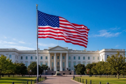 Сенаторы США требуют ускорить санкции против России
