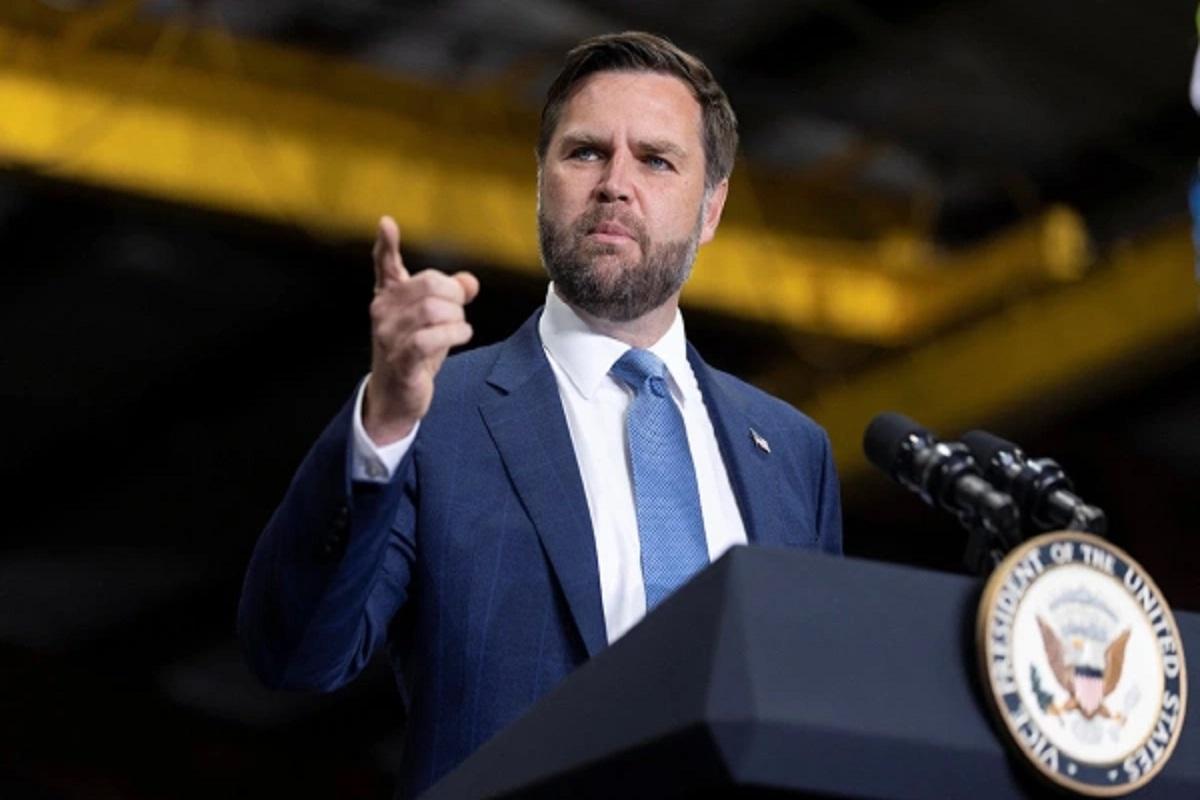 Вэнс едет в Будапешт: вице-президент США проведет разговор с Орбаном о судьбе Украины