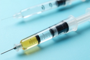 Рак станет как простуда? В России сделали первый шаг — пациент с меланомой получил персонализированную вакцину