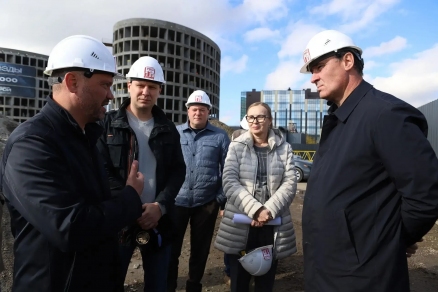 Мэр Руслан Болотов: Первый арендный дом в Иркутске на улице Верхней Набережной планируют сдать в третьем квартале 2028 года