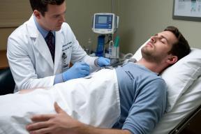 Семья скончавшегося в больнице Геленджика молодого человека требует ответов по факту о его гибели