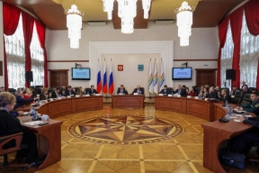 Спикер Заксобрания Роман Бойко: В трехлетнем бюджете ЕАО нацэкономика впервые заняла более чем пятую часть структуры расходов