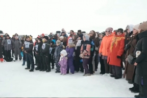 Губернатор НАО Ирина Гехт открыла восьмой Фестиваль корюшки на реке Индига для более чем 1000 гостей