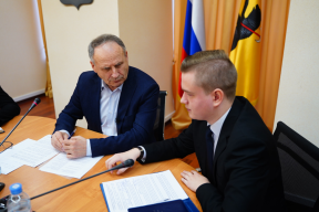 Председатель облдумы Михаил Боровицкий: Члены Молодежного парламента Ярославской области будут изучать основы законотворчества в профильных комитетах