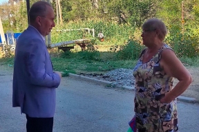 Спикер Гордумы Астрахани Игорь Седов: В Трусовском районе убрали сорную растительность по просьбе местных жителей