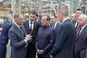 Дмитрий Медведев проконтролировал выполнение гособоронзаказа на Смоленщине