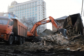 Дом на Ишимской в Омске признали аварийным и подлежащим сносу