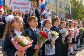 «Это не ваша проблема»: депутат Свищёв объяснил, почему школы не имеют права требовать деньги с родителей