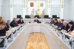 Закон о табаке, соцподдержка студентов-медиков и выездное совещание: Спикер Думы Ставрополья Николай Великдань обозначил планы работы парламента на неделю